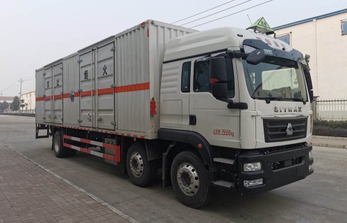 大力牌DLQ5262XFWZZ6型腐蚀性物品厢式运输车