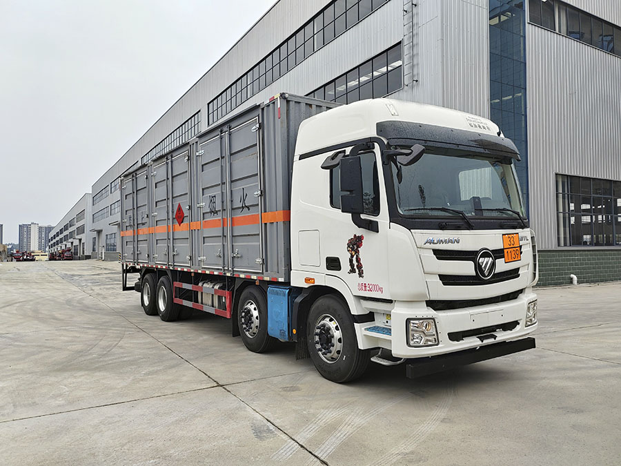 大力牌DLQ5325XRYBJ6型易燃液体厢式运输车